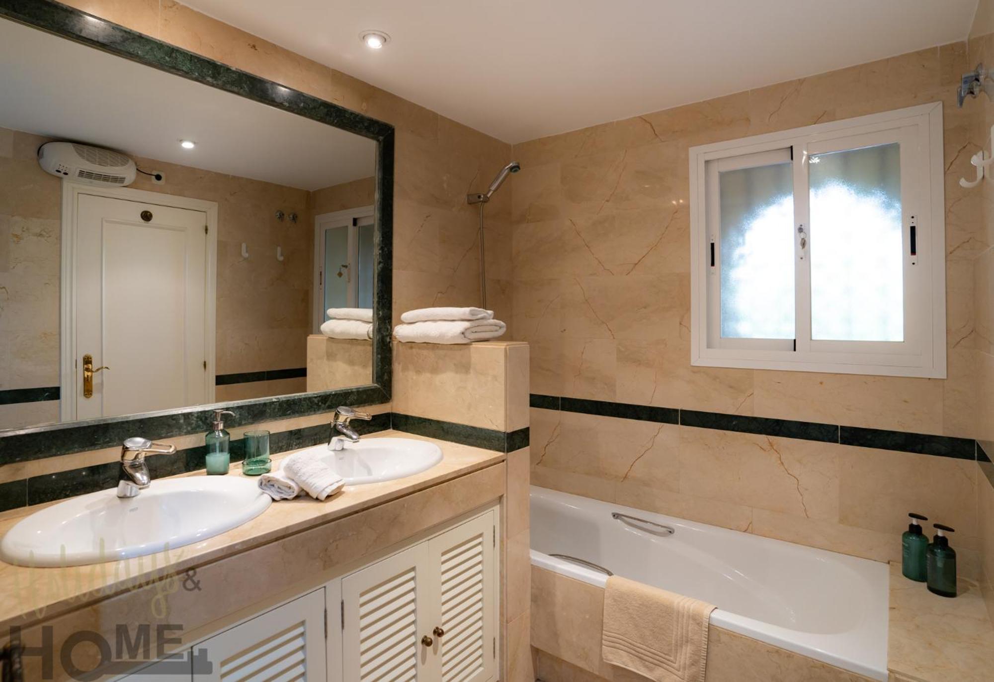 Hacienda Playa Elviria 300 M Playa,Jardin , 2 Hab ,Marbella Apartamento Exterior foto